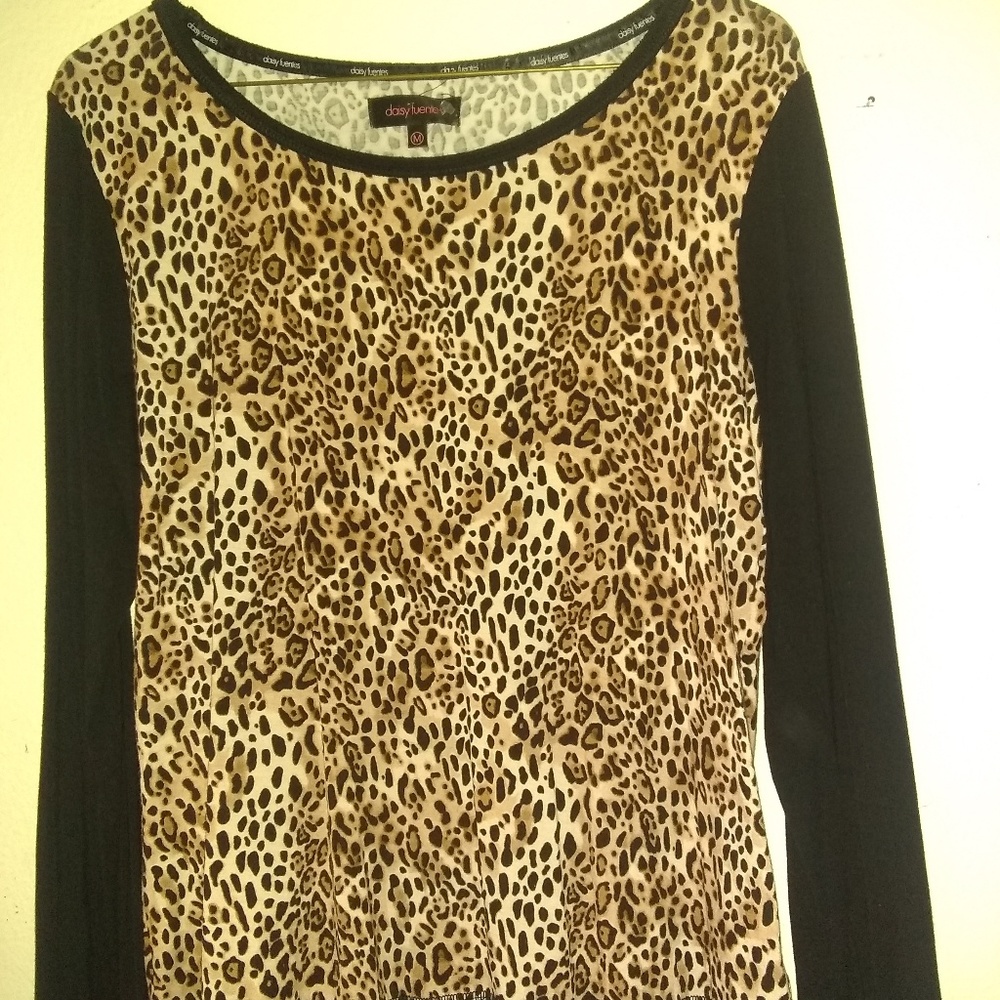 Daisy Fuentes Long Sleeve Top